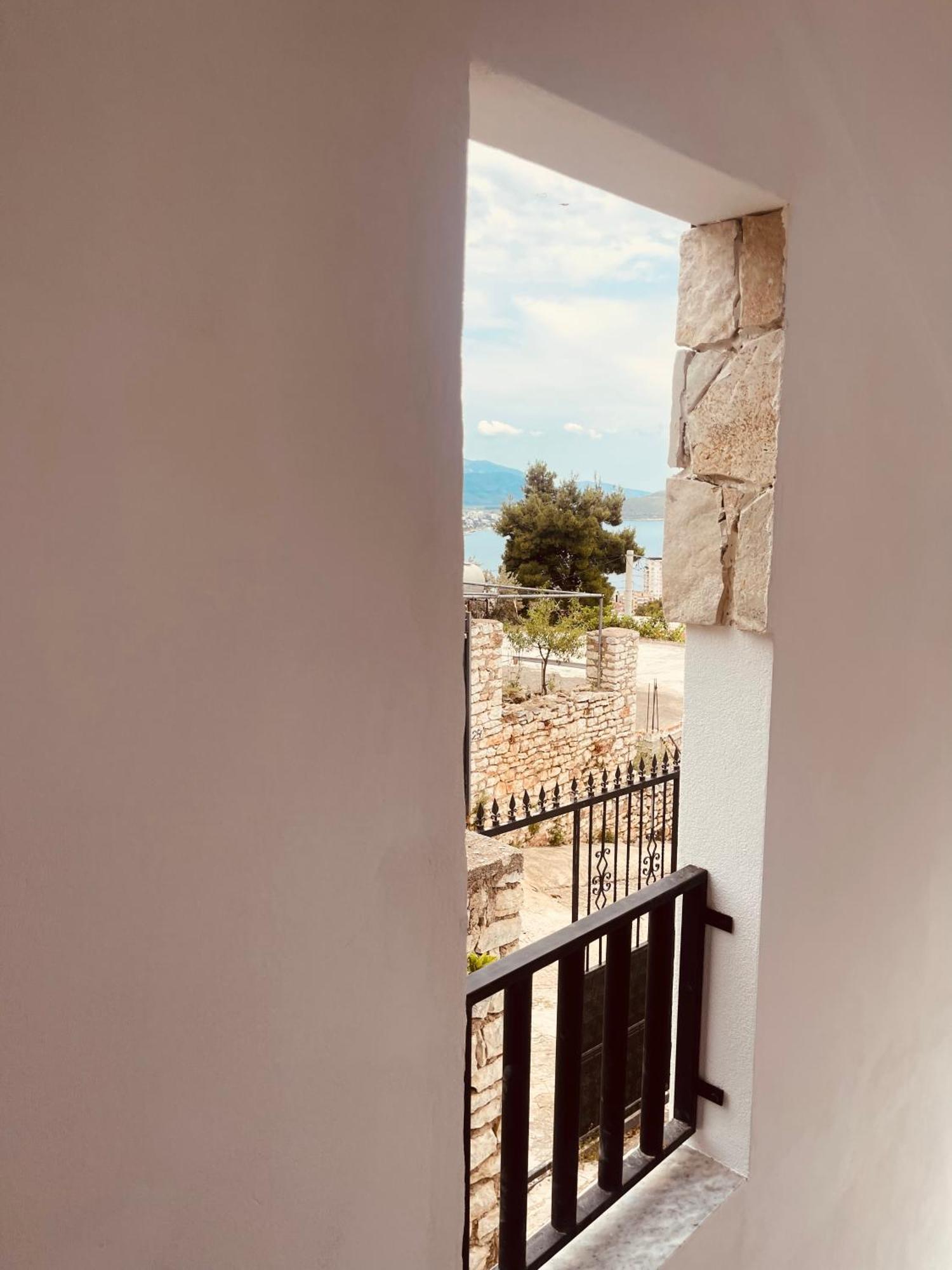 Comfort Guest Rooms Vila Hm Sarandë Buitenkant foto