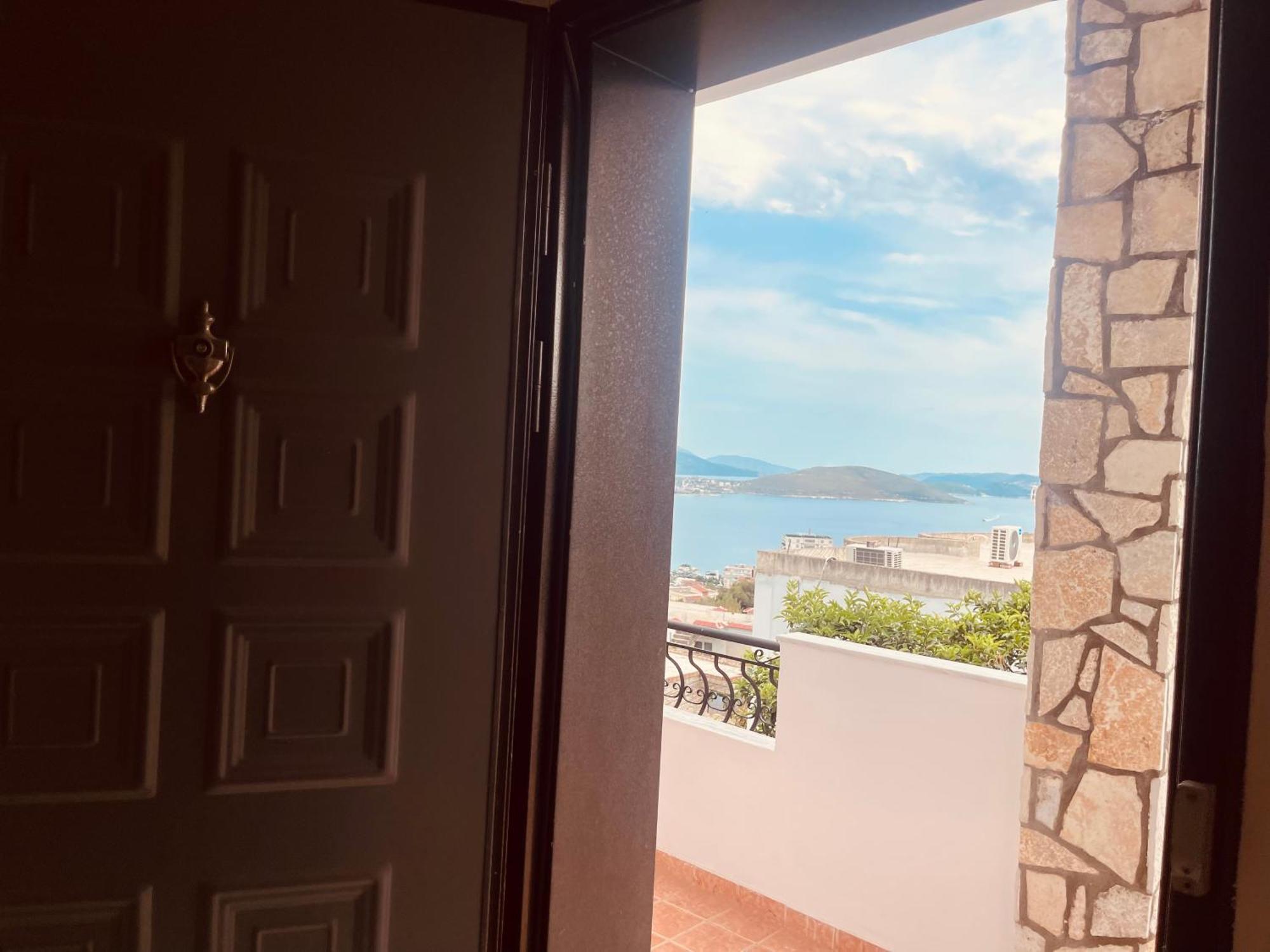 Comfort Guest Rooms Vila Hm Sarandë Buitenkant foto