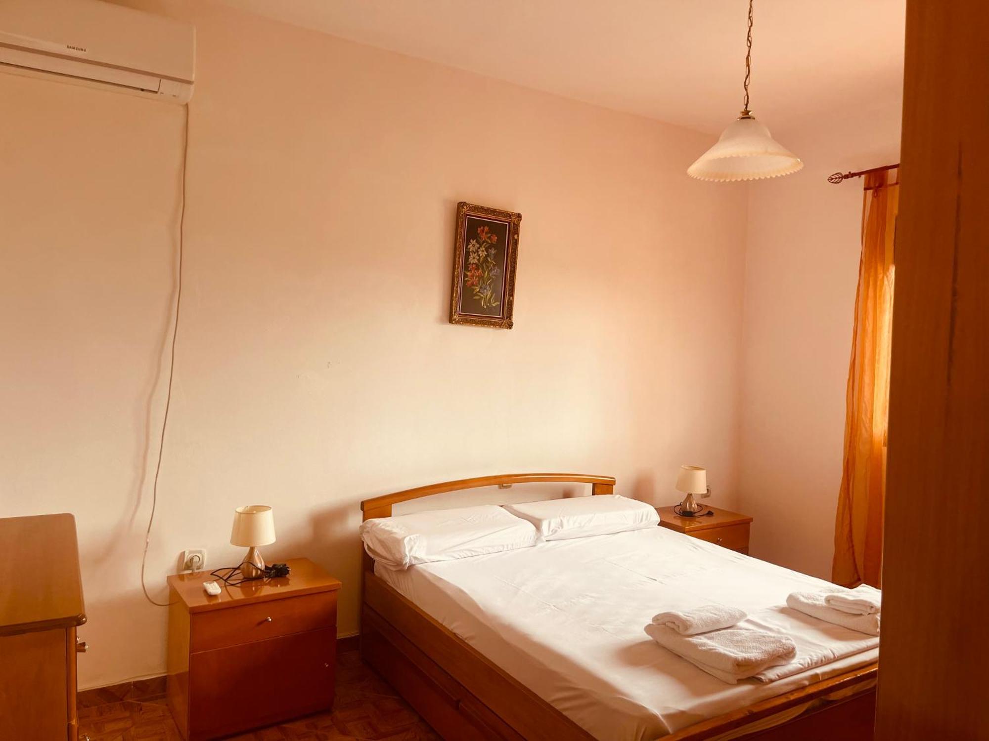 Comfort Guest Rooms Vila Hm Sarandë Buitenkant foto